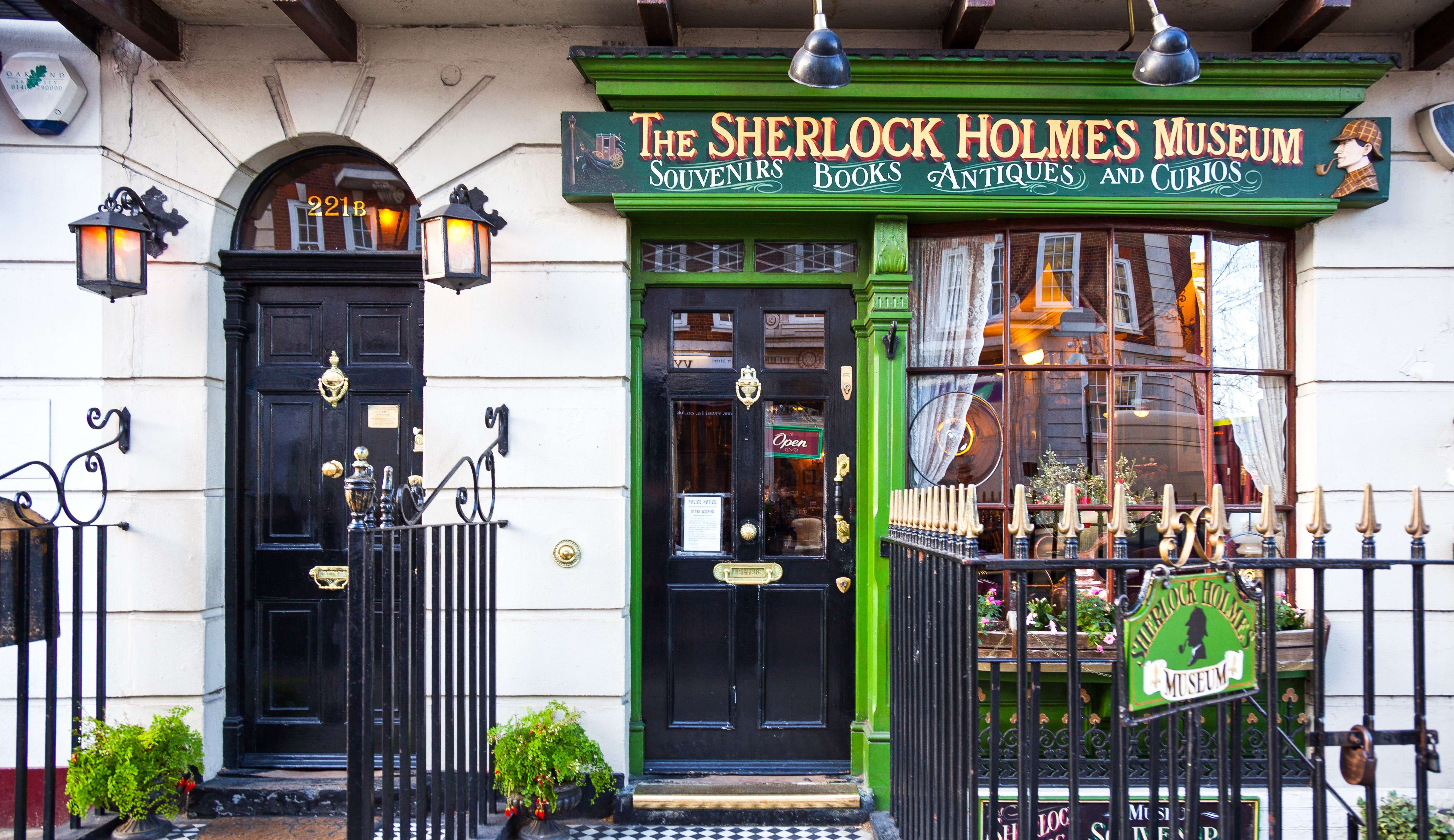 Welcome to the Sherlock Holmes Museum