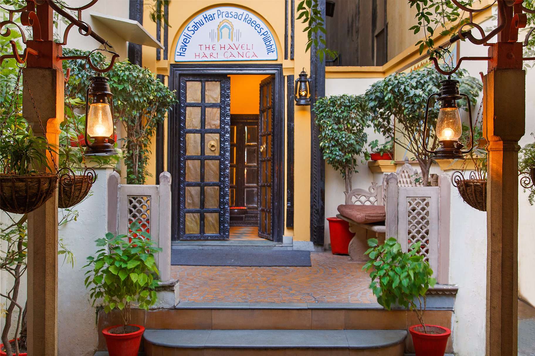 An Asthetic Welcome at Haveli Hari Ganga