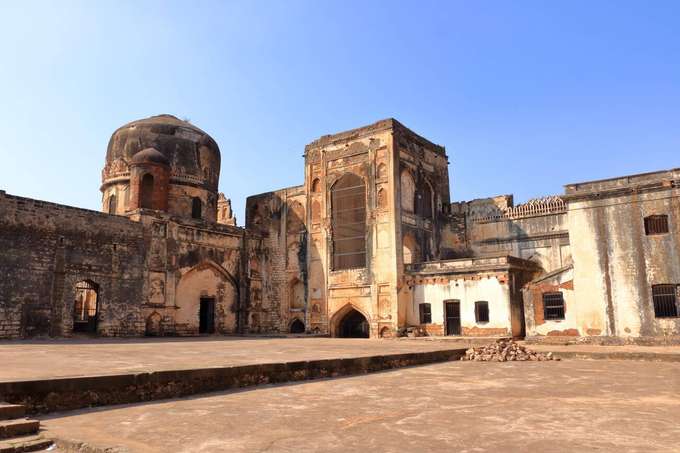 Book a 10-hour day trip to Bidar from Hyderabad and explore its architectural marvels