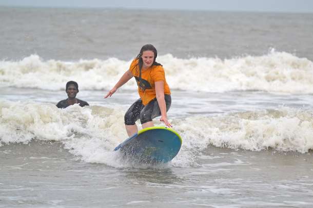 Go surfing with our expert-led beginner surf lessons