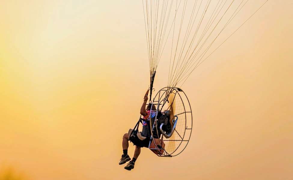 Paramotoring in Jaisalmer Image