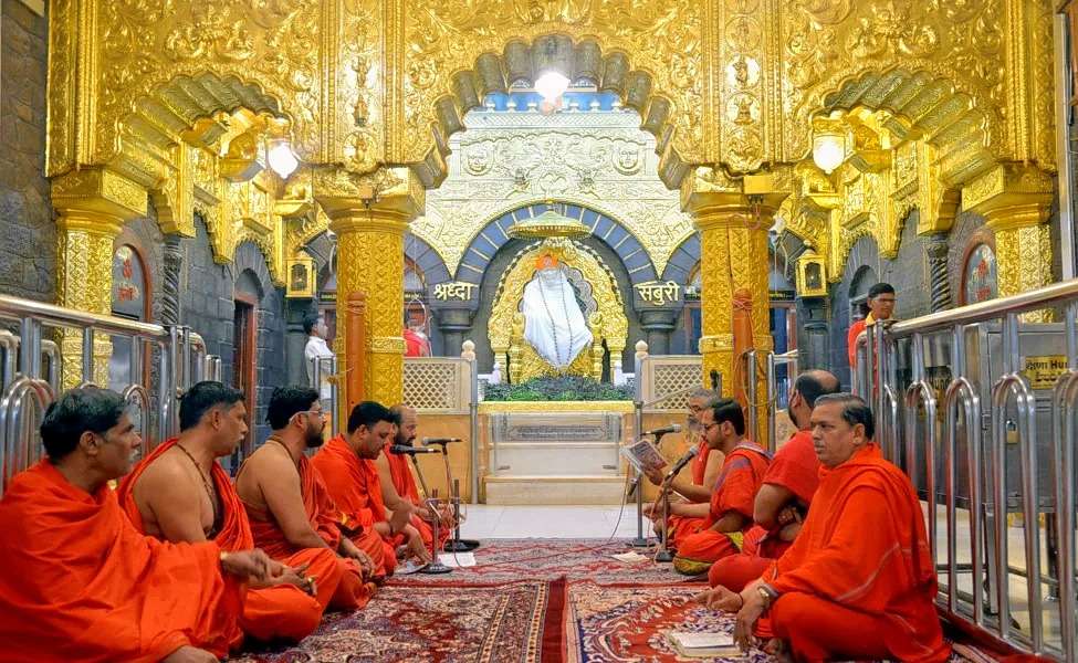 Shirdi Package From Bangalore By Train Image