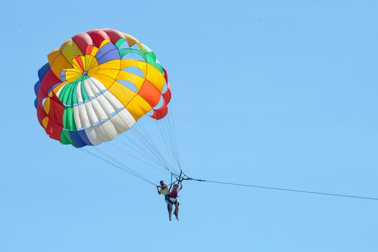 Tandem Parasailing in Bali Image