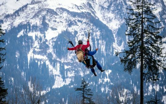 Paragliding in Solang Valley Image