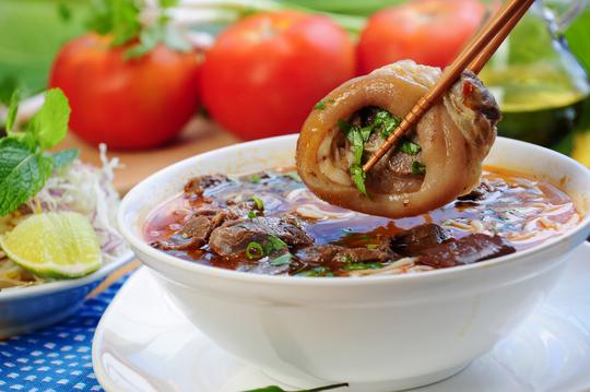 Halong Bay Deluxe Cruise from Hanoi (1 to 3 Days) Image