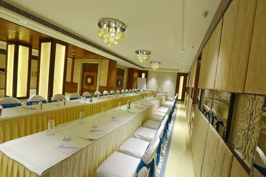 The Wall Street Hotel Jaipur Image