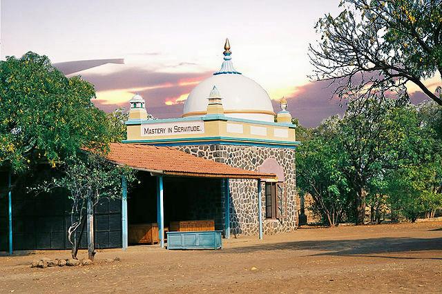 Avatar Meher Baba Samadhi Meherabad 