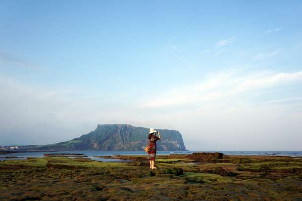 Oybziyhujwpghj33dgb55ekzoo4i shutterstock 718041094