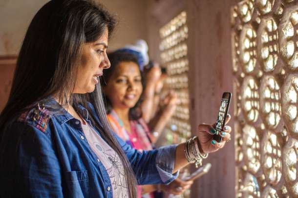 P5djwonki3sh5jzro49modwkhnr8 06 handicraft woman picture phot