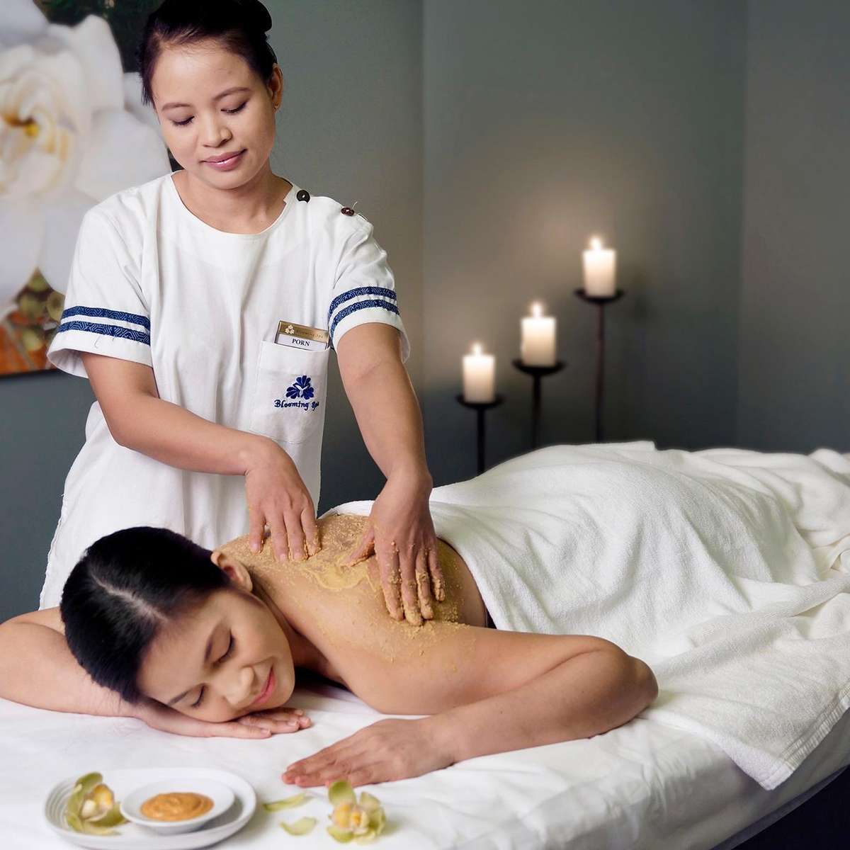 Let's Relax Spa in Bangkok Image