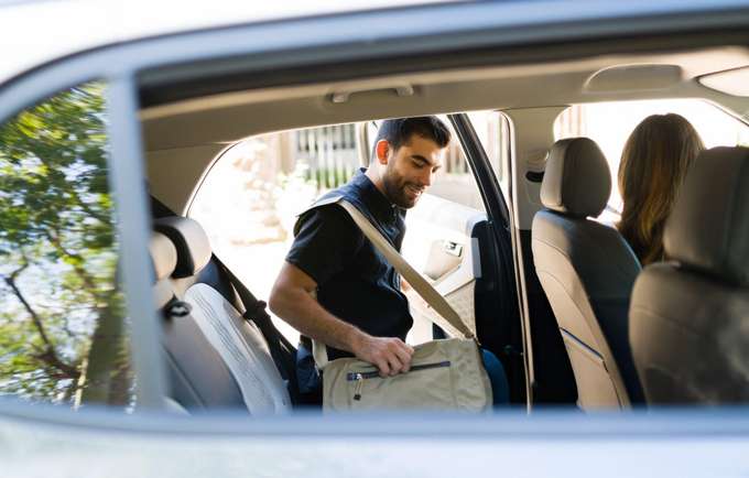 Enjoy smooth transfers in a private care from Trivandrum Airport