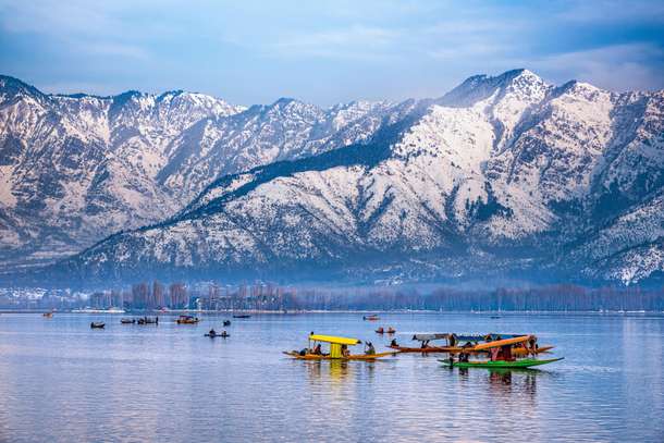 Shikara ride at Dal Lake, Srinagar