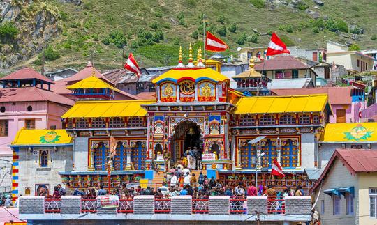 Badrinath Yatra Package Image