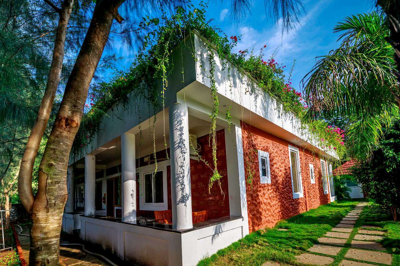 SR Jungle Resort  Image