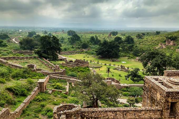 Capture breathtaking views from the fort's ramparts during your 12-hour day trip to Bhangarh from Jaipur