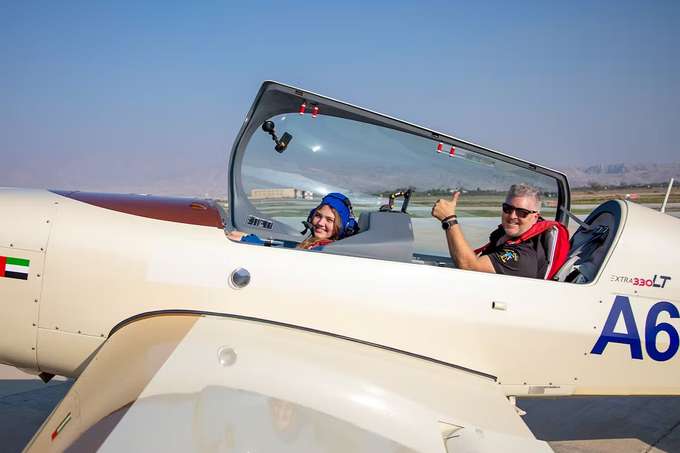 Soar 20 mins over RAK in a high-G Extra 330