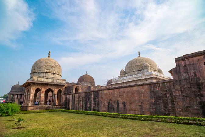 Dilawar Khan's Mosque