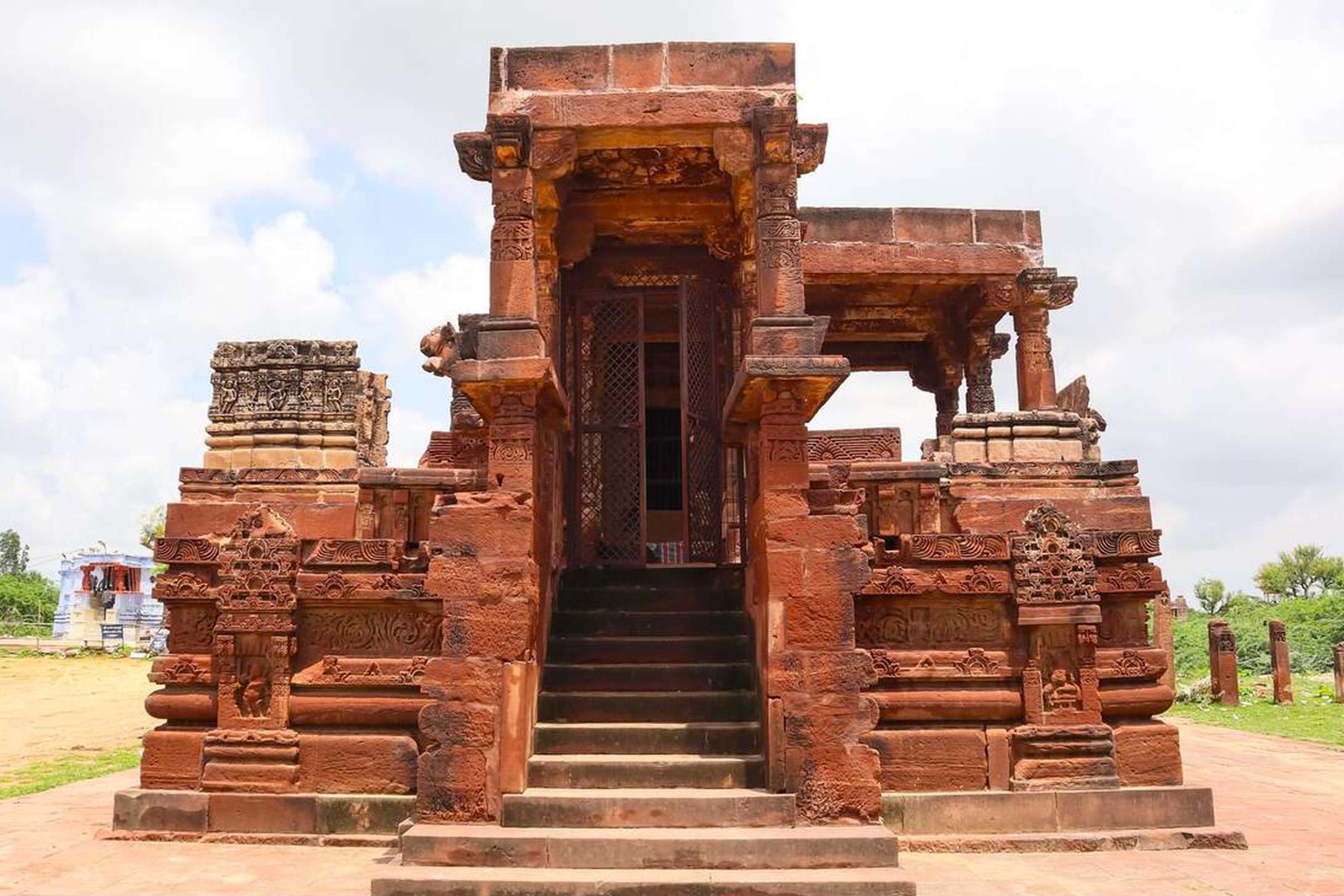 Uncover divine duality at the Harihara Temple, where Vishnu and Shiva meet in stone