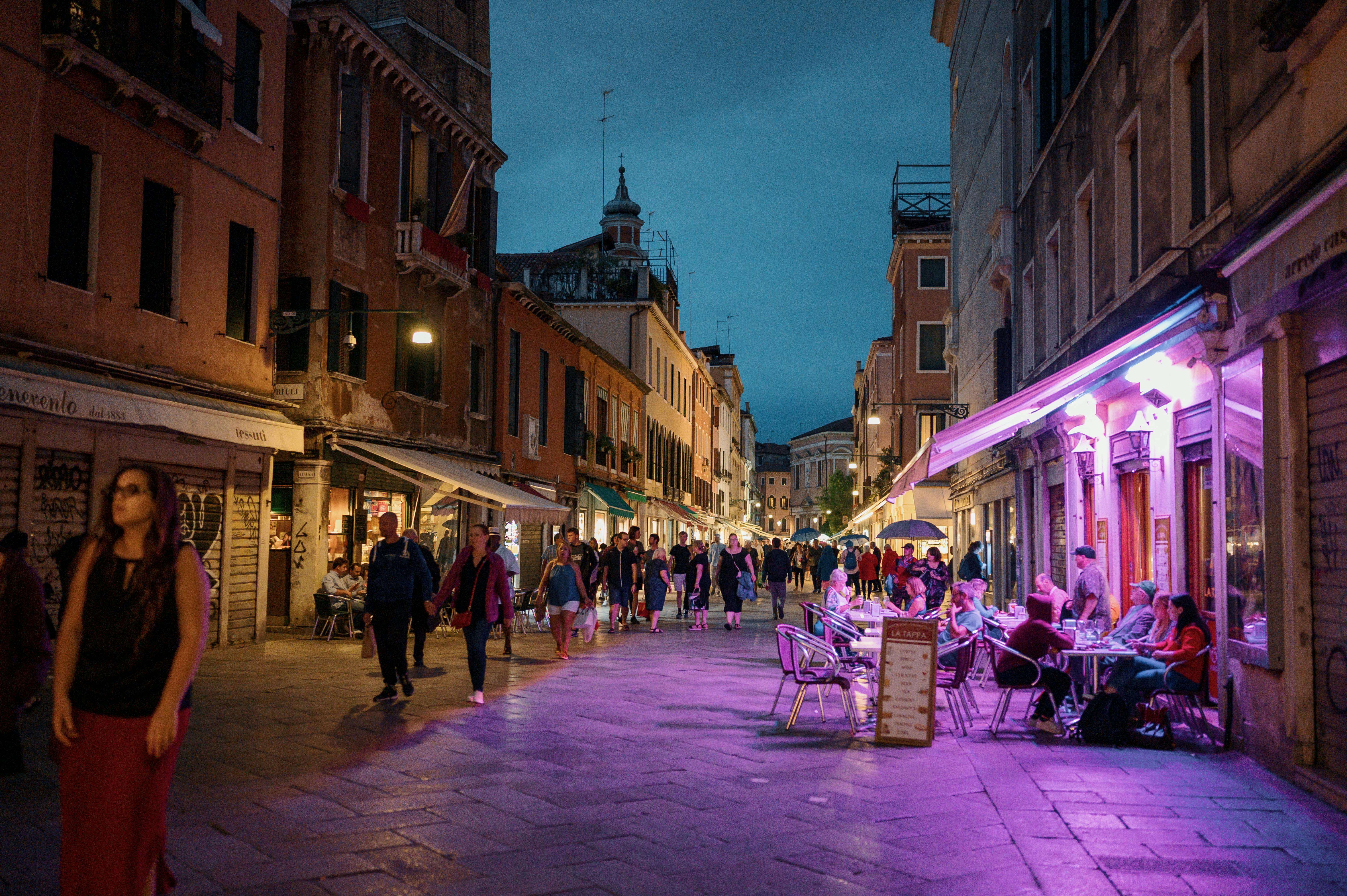 Night Walking Tour in Venice 