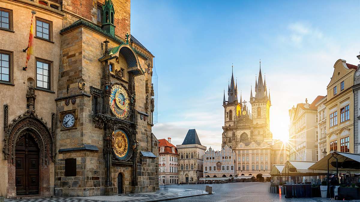 Hop On Hop Off Prague Image