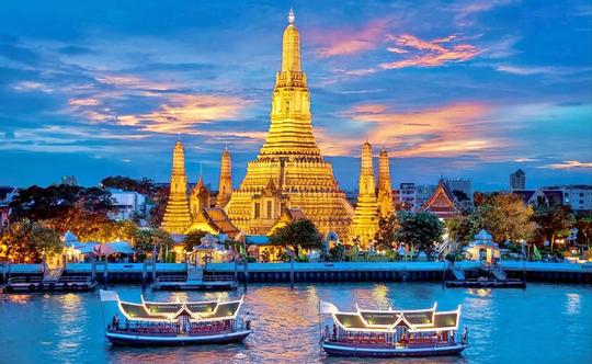 Grand Pearl Dinner Cruise Bangkok Image