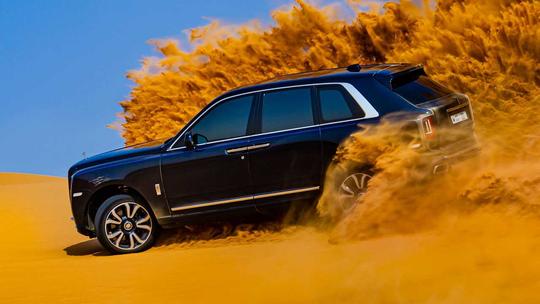 Rolls Royce Dawn Desert Driving Tour In Dubai Image