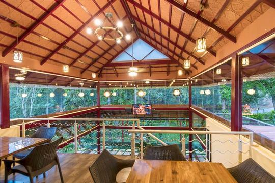 Luxurious Heritage Resort In Chikmagalur Image