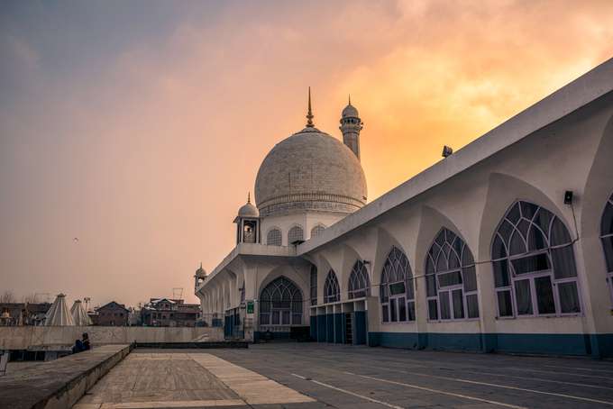 Hazratbal Shrine, Srinagar
