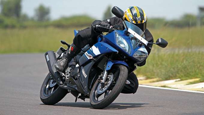 Ride through Coimbatore with a hassle-free bike rental