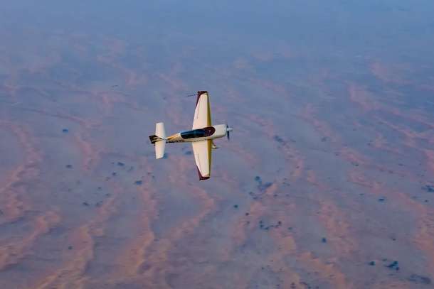 Qinignrf3rt367194u1g8p587b49 g forceaerobaticflightinrasalkhaimah%20(3)