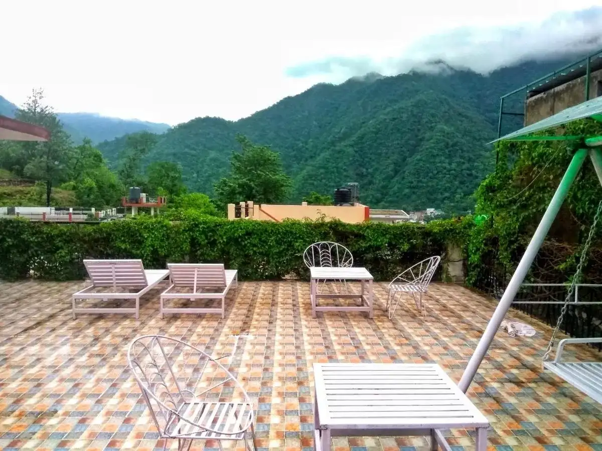 Swiss Cottage and Spa By Salvus Image