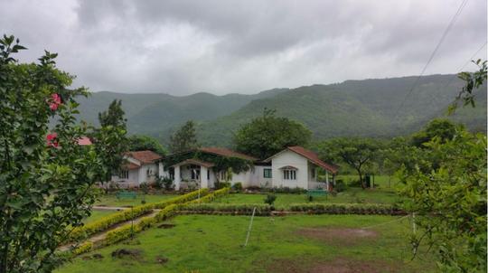 Day Out In The Hills, Pune Image