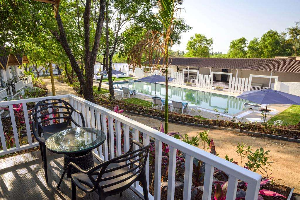 White Woods Resort & Spa Image