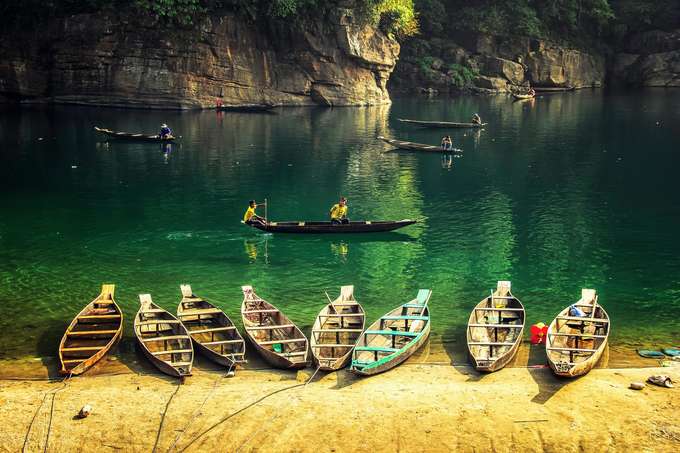 Visit Umngot River, famously known as the Asia's cleanest river