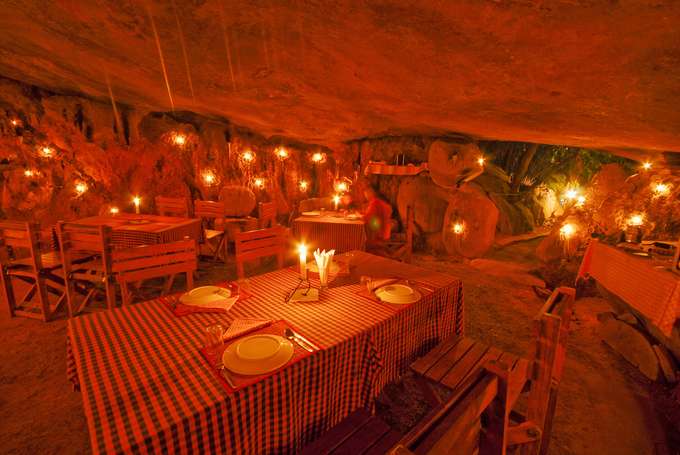 Candlelight Dinner at Edakkal Hermitage Resort