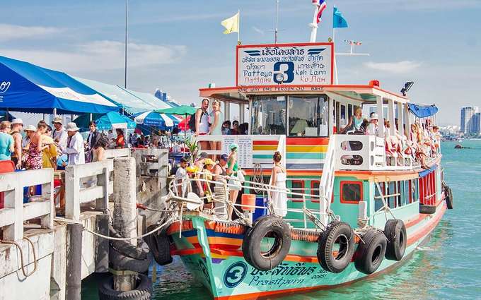 Koh larn ferry
