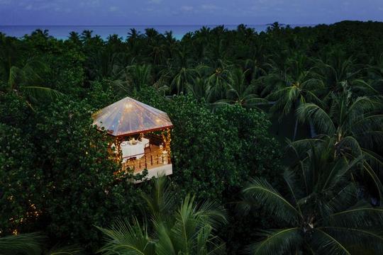Reethi Rah Beach Resort Maldives Image