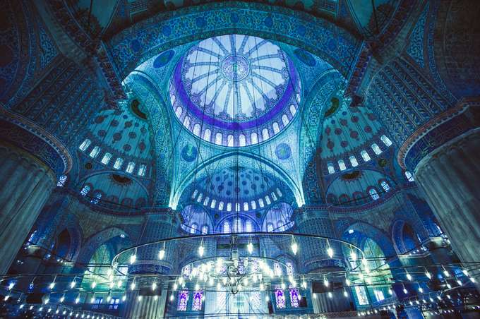 Look at the stunning ceiling of the blue mosque 