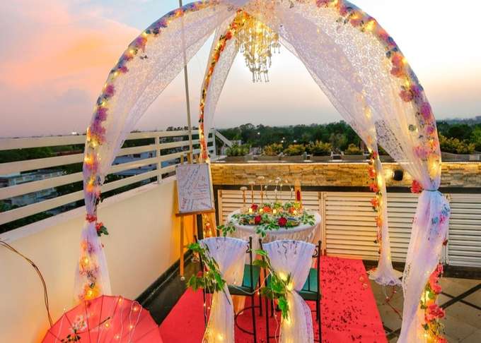 Treat your loved one to a special evening of fine dining and stunning rooftop views