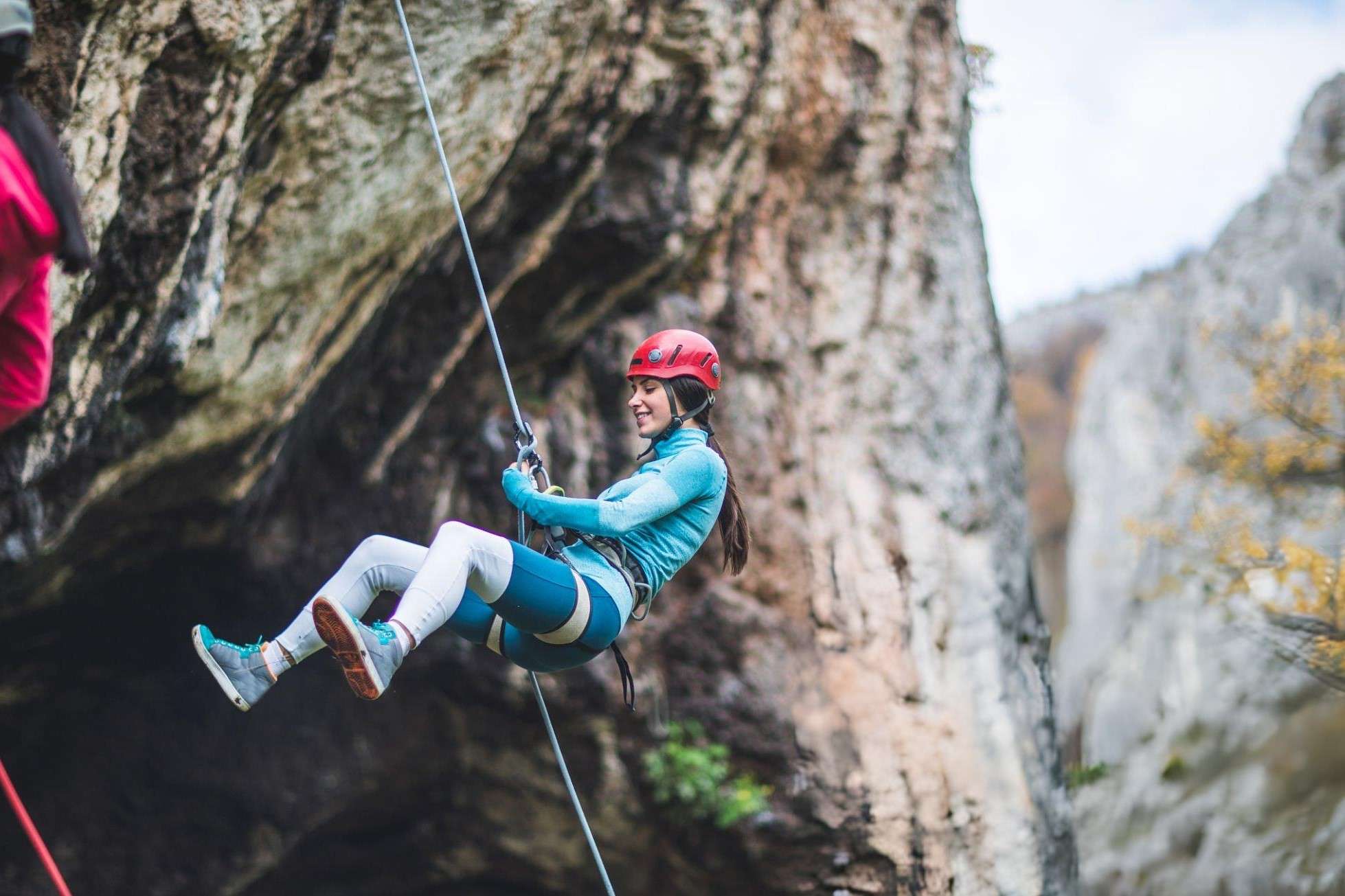 Conquer the cliffs, one thrilling drop at a time