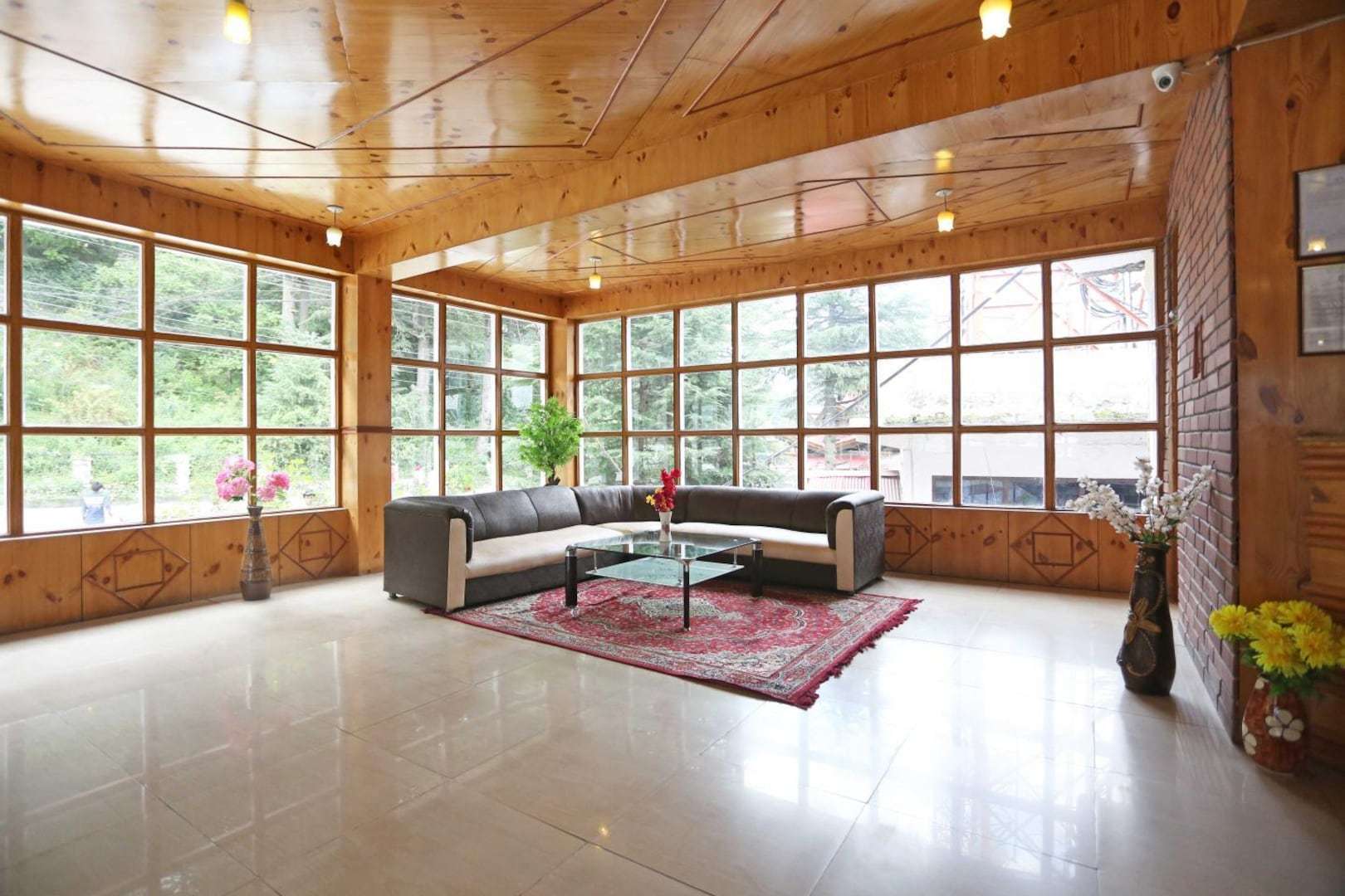 Ishaan Resort, Manali Image