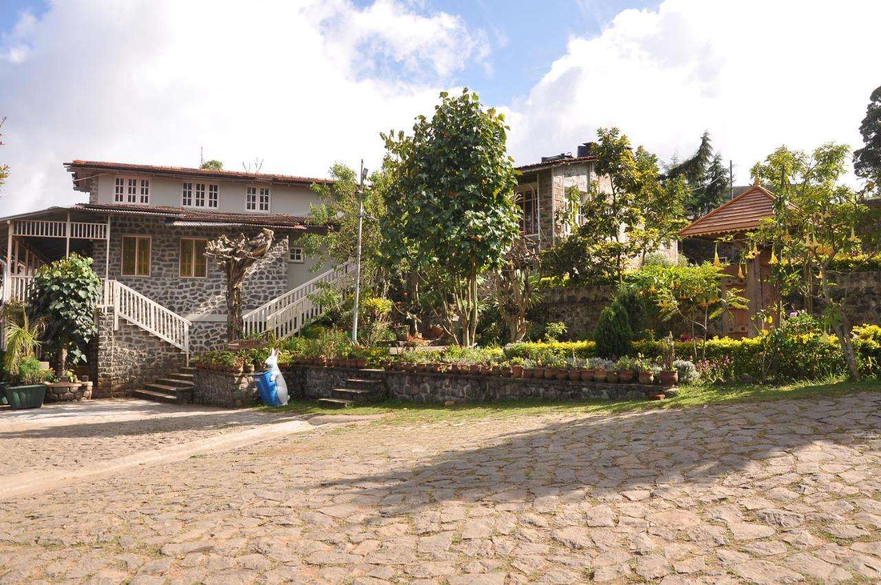 Lilly's Valley Resort Image