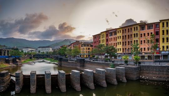 Lavasa One Day Trip Image