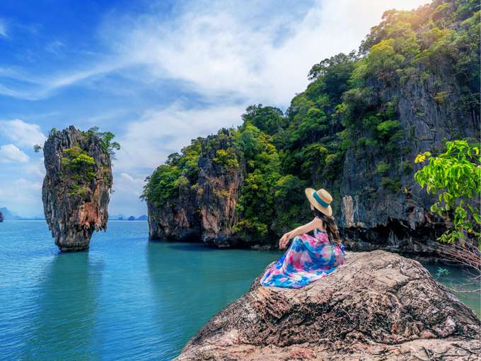 Marvel at the beautiful James Bond Island