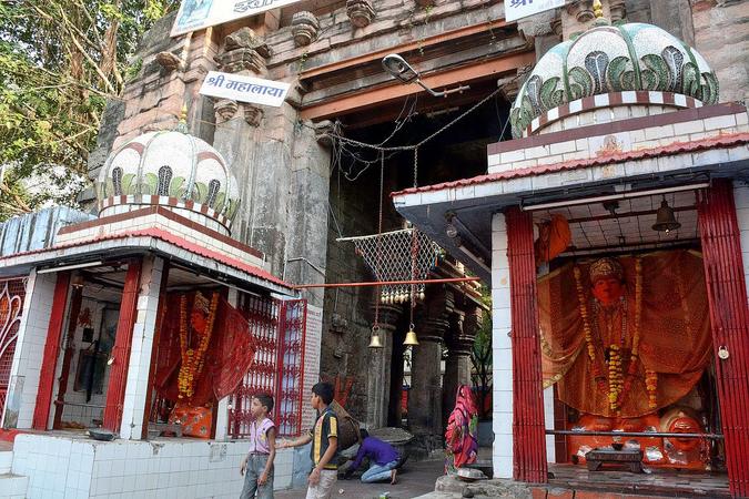 Chaubis Khamba Temple