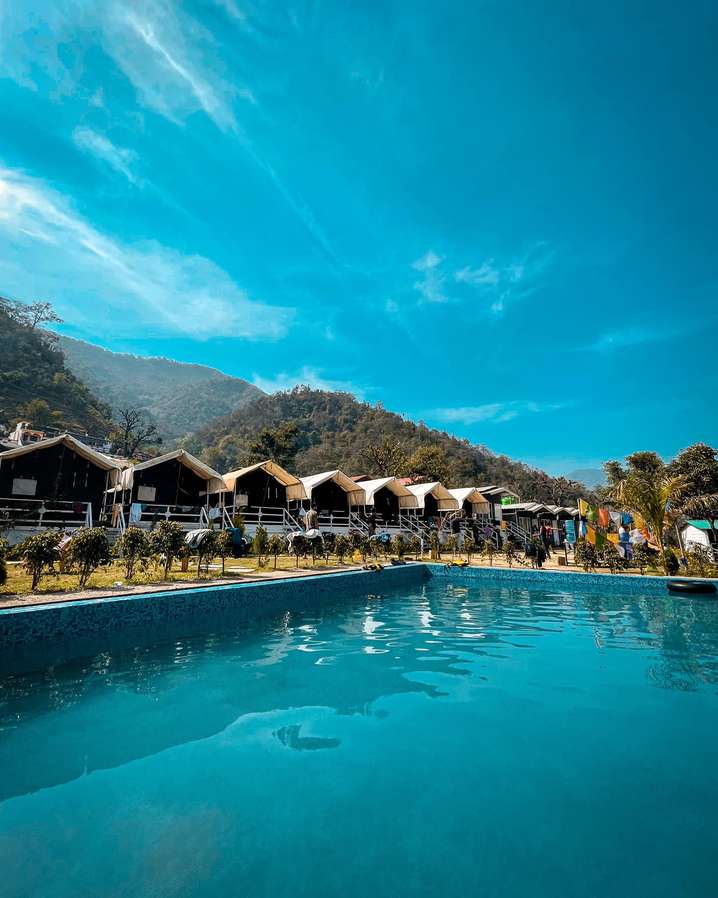 Have an amazing stay in the gorgeous Valley View Camping