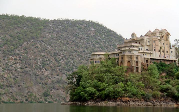 Siliserh Lake Palace