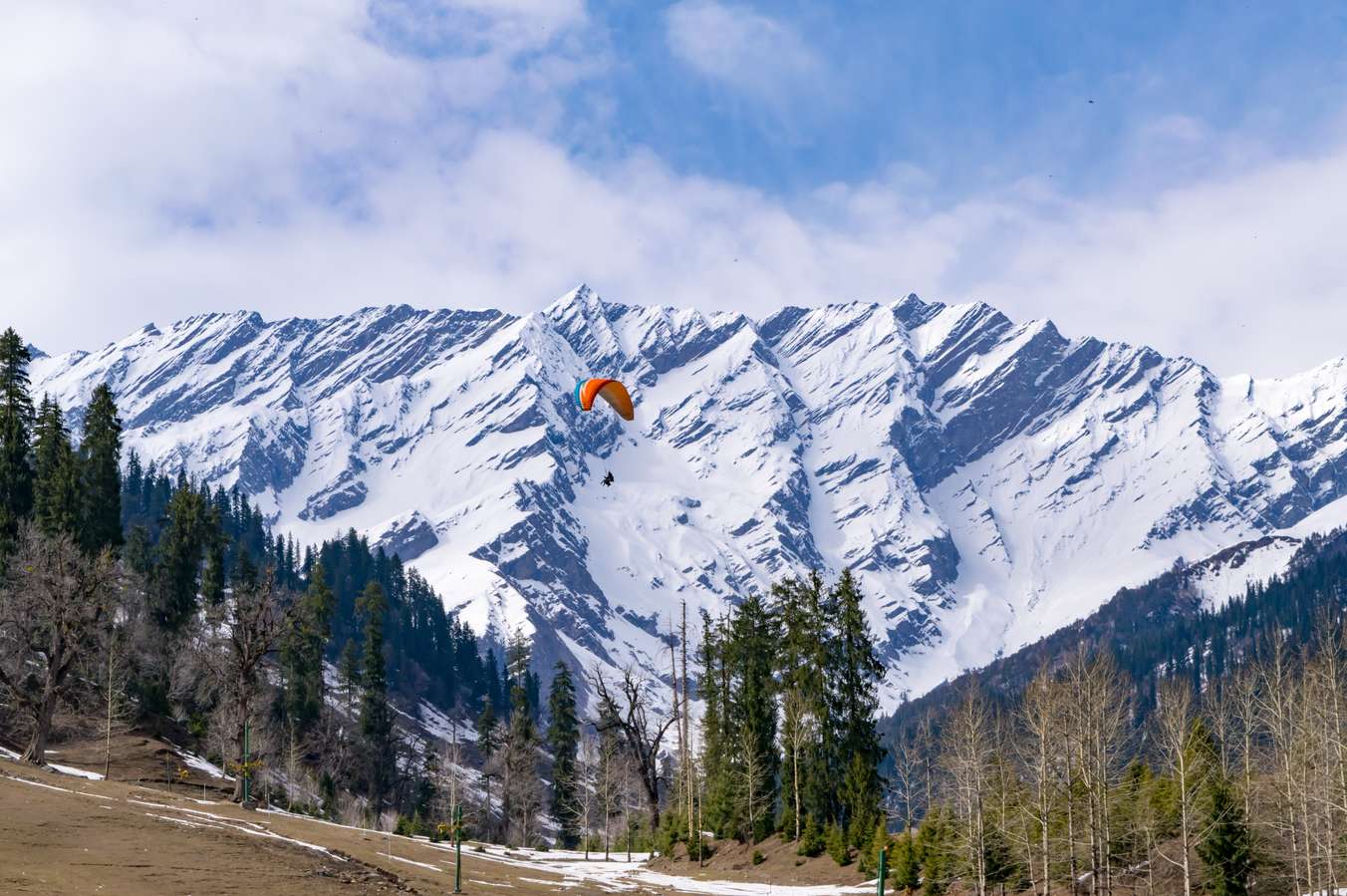 Paragliding in Solang Valley