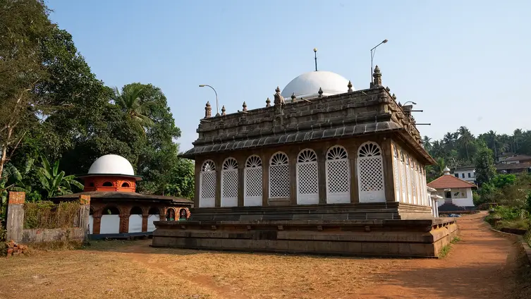 Pazhayangadi Mosque