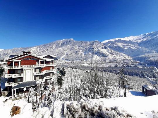 Sylvan Hues, Manali Image